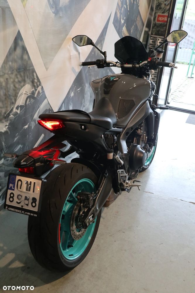 Yamaha MT - 22