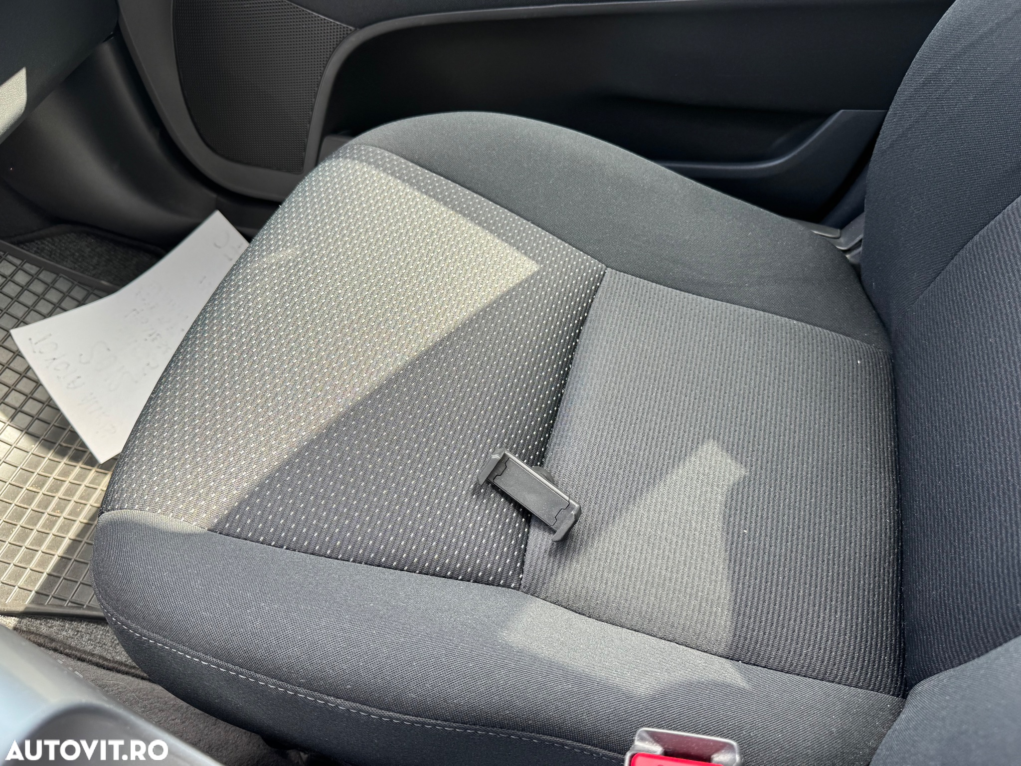 Toyota Auris 2.0 D-4D Executive - 20