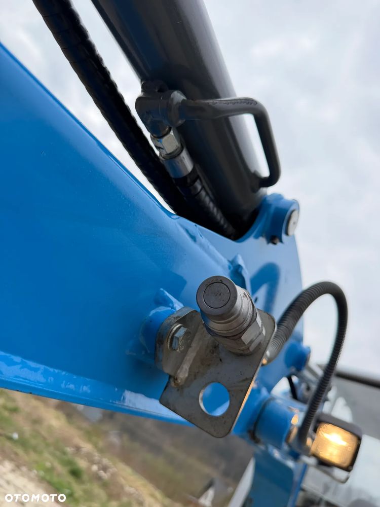 Wacker Neuson ET16 Minikoparka Koparka 2 tony. 793mtg JAK NOWA 2018 rok z Gospodarstwa Norweskiego 793 mtg. IGŁA! Rozsuwane hydraulicznie gąsienice. Dodatkowe sekcje Hydrauliczne. Silnik Yanmar 3 cyl. Aktualna DEKRA BMWT. Po serwisach! Ani deka luzów i wycieków. OKAZJA TANIO. Zadbana maszyna. 2 łyżki. Nie różni się od nówki sztuki z salonu!! Wielka Okazja. Fabryczny lakier na podzespołach! - 19