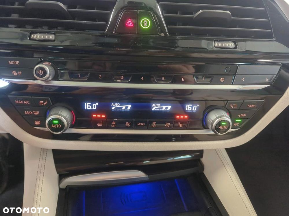 BMW Seria 5 520d xDrive mHEV Luxury Line sport - 8