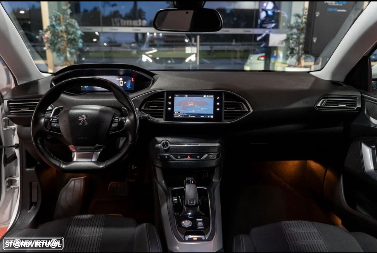 Peugeot 308 SW 1.5 BlueHDi Allure Pack EAT8 - 7