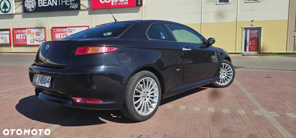 Alfa Romeo GT 1.9JTD 16V Black Line - 17