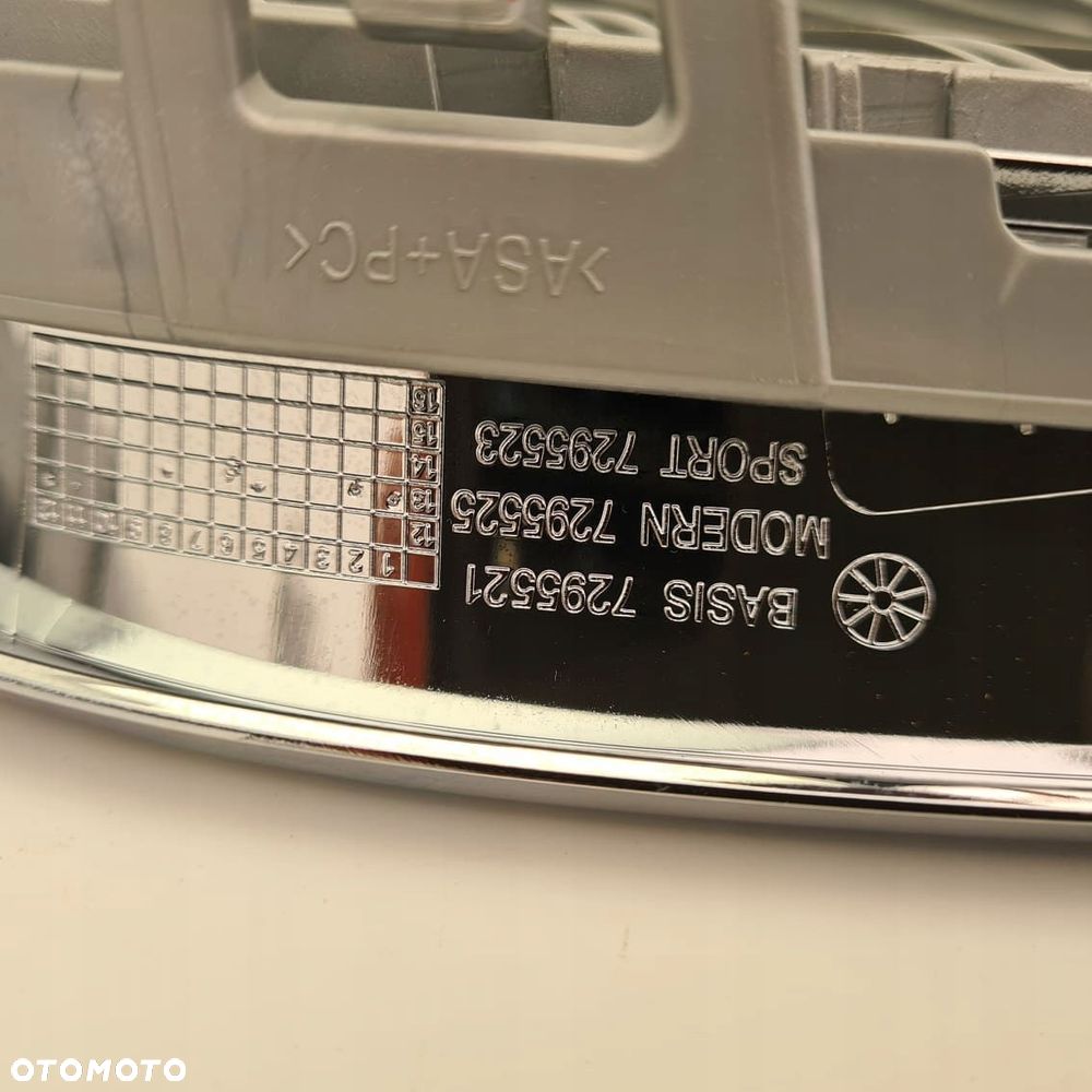 atrapa grill nerki bmw f22 f23 lewa prawa - 3