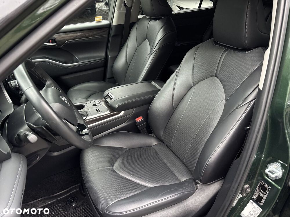 Toyota Highlander - 21