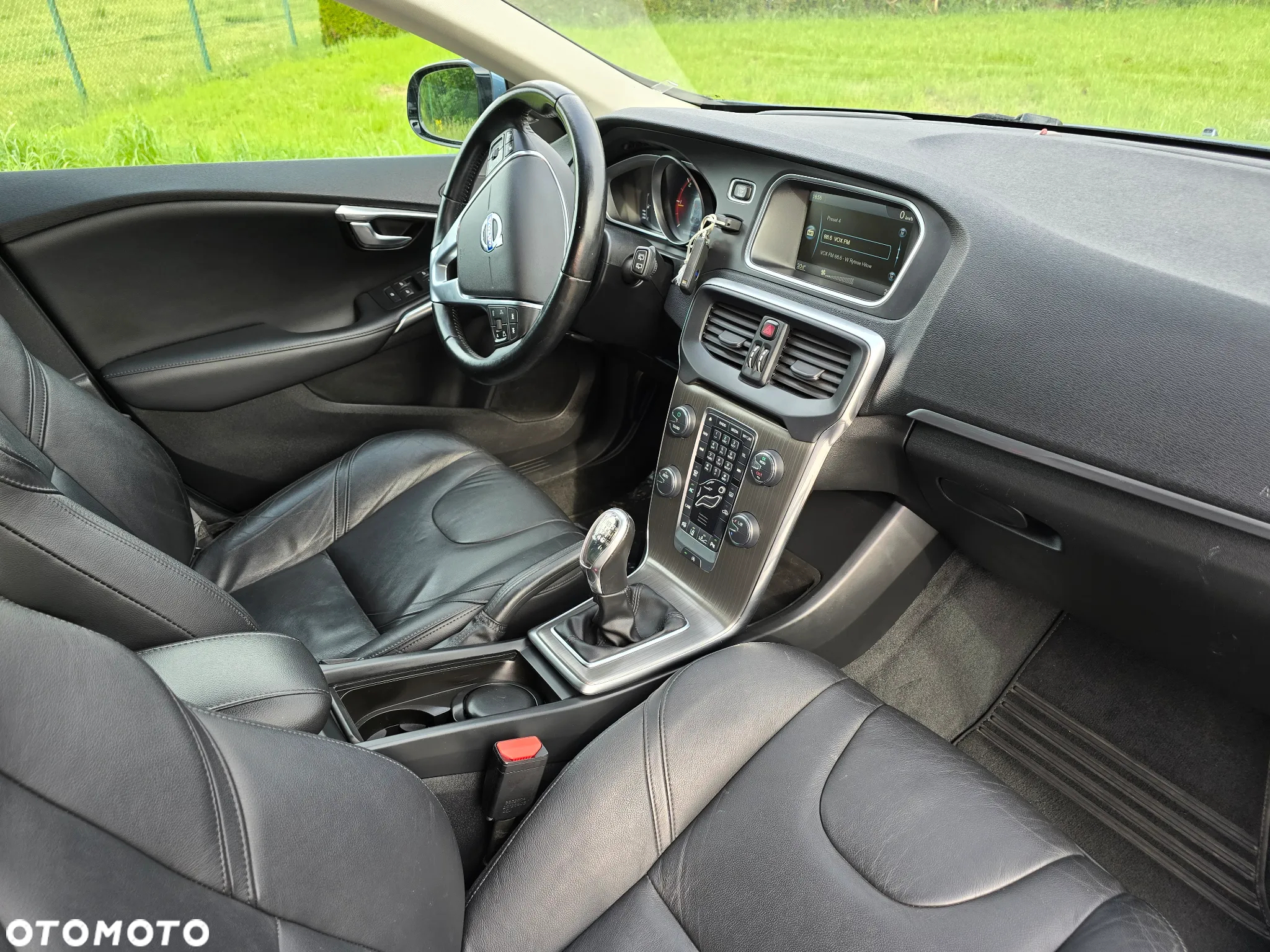 Volvo V40 D2 Momentum - 28