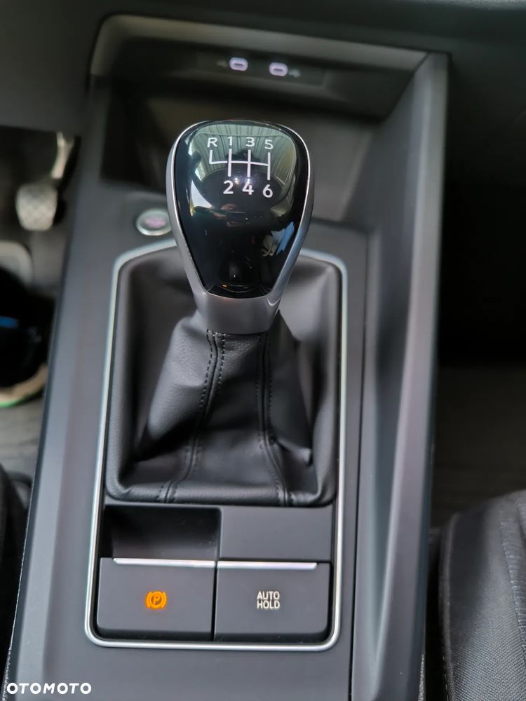 Volkswagen Golf VIII 1.5 TSI EVO Life - 12