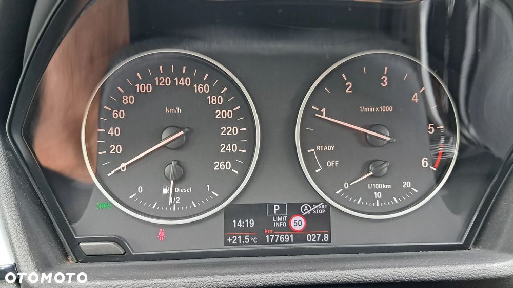 BMW X1 xDrive18d xLine - 15