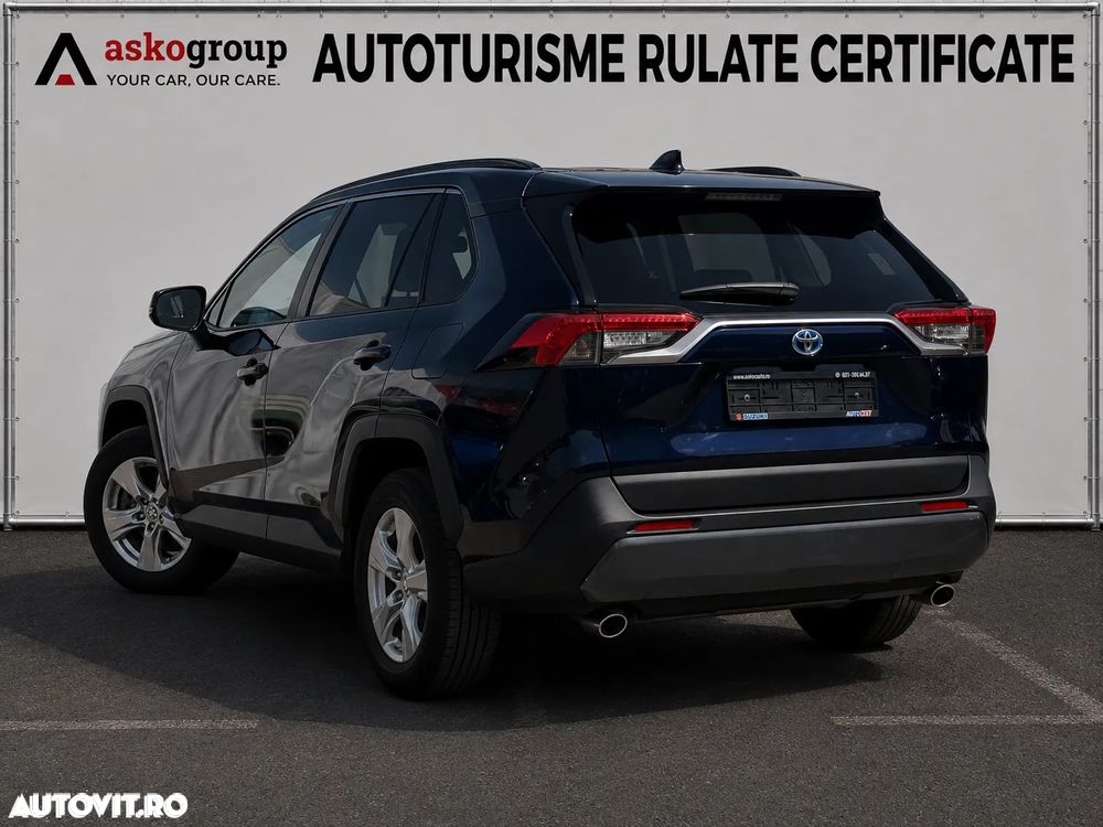Toyota RAV4 - 9