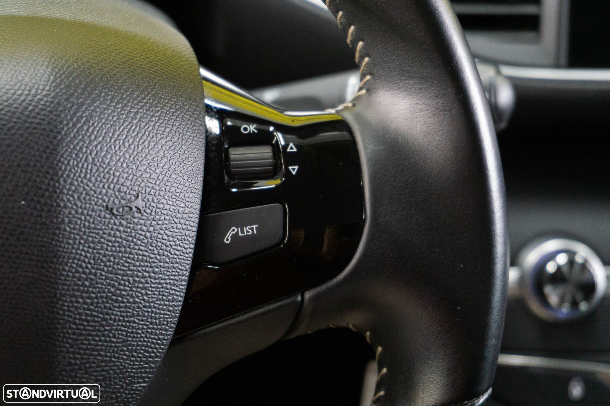 Peugeot 308 1.2 PureTech Allure - 24