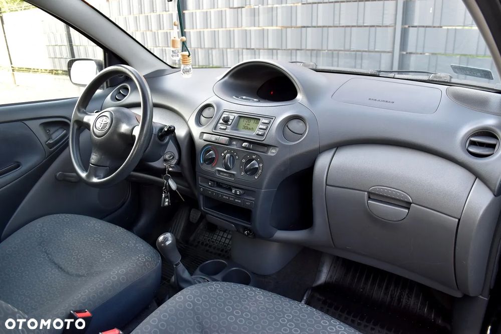 Toyota Yaris 1.0 Edition - 19