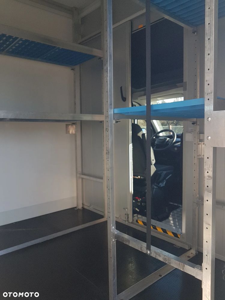 Iveco DAILY KONTENER NISKOPODŁOGOWY 4,43x2,23x2,42 SKLEP FOODTRUCK BAR KLIMA KONIOWÓZ KAMPER - 33