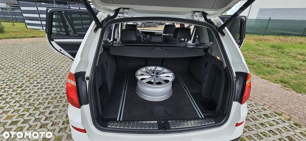 BMW X3 xDrive20d - 14