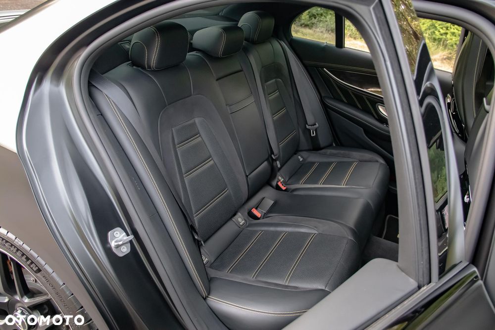 Mercedes-Benz Klasa E 300 9G-TRONIC AMG Line - 16