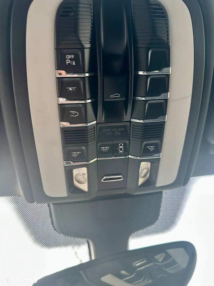 Porsche Cayenne 3.0TD TipTronic - 15