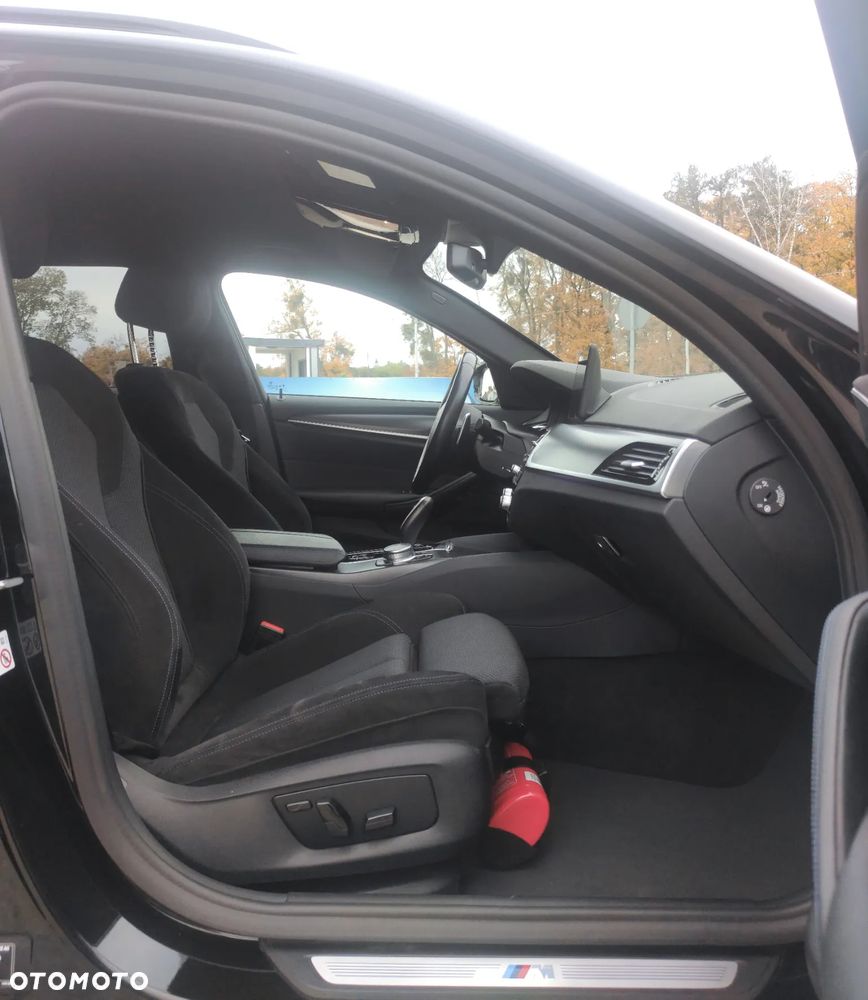 BMW Seria 5 520d xDrive M Sport sport - 27