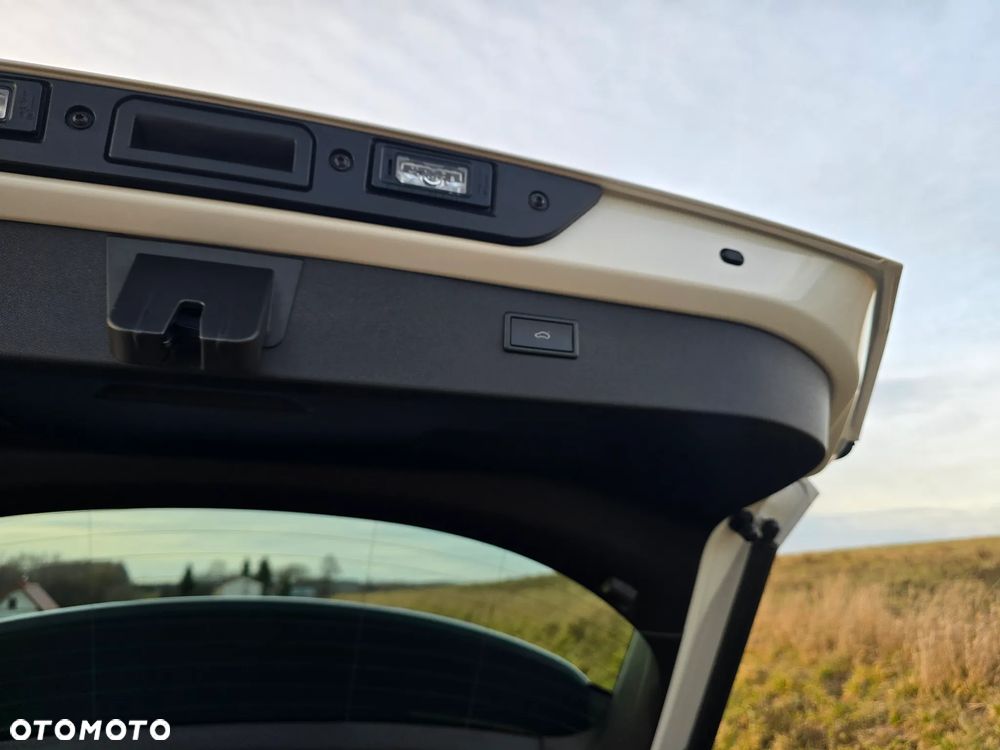 Cupra Formentor 1.5 eTSI DSG - 34