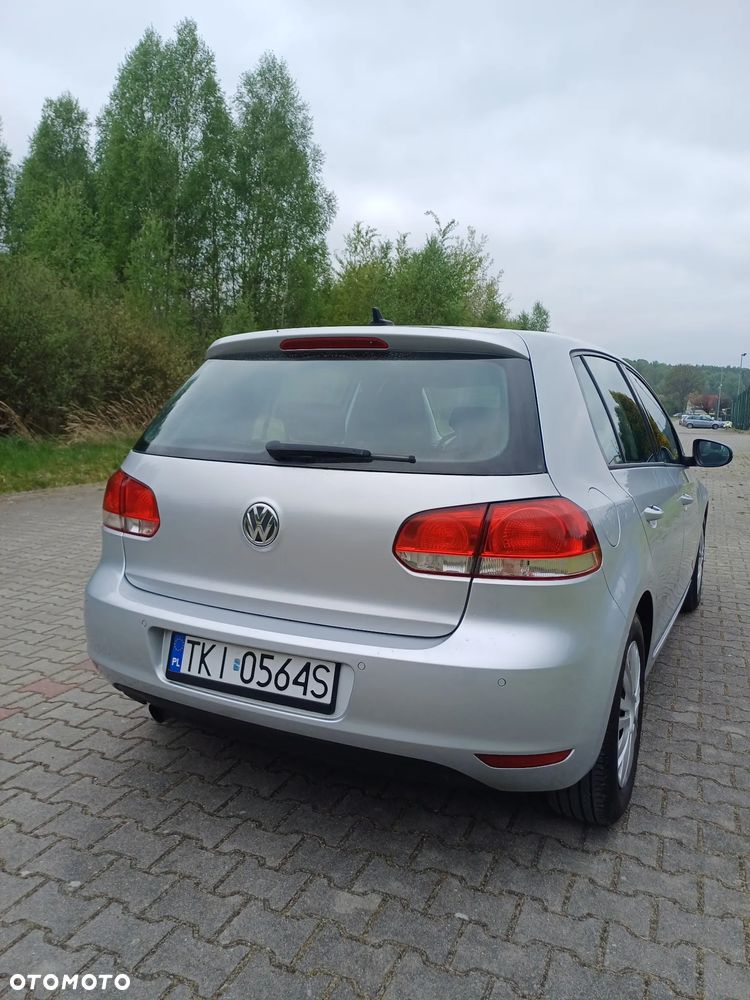 Volkswagen Golf - 10