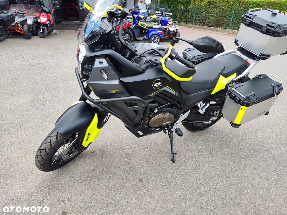 QJMOTOR SVT 650X - 1
