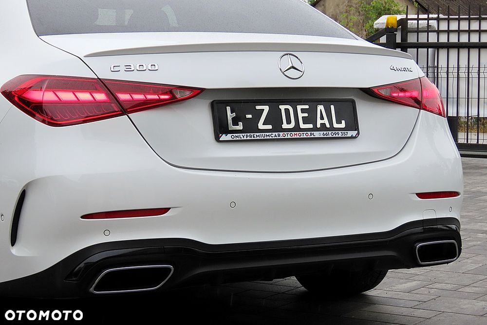 Mercedes-Benz Klasa C 300 mHEV 4-Matic AMG - 19