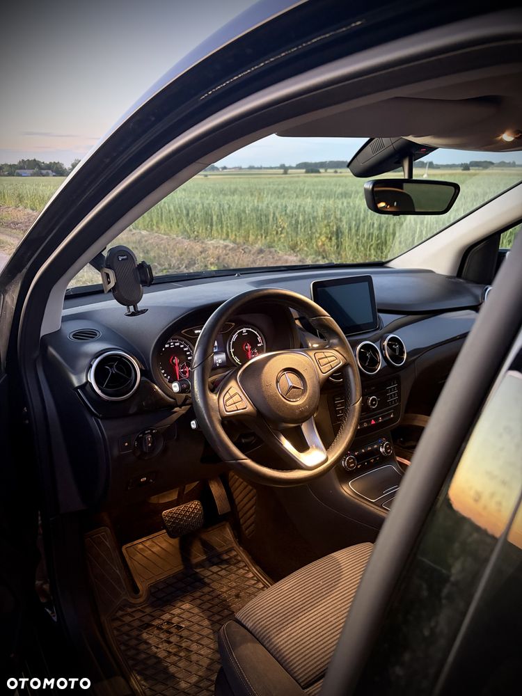 Mercedes-Benz Inny - 20