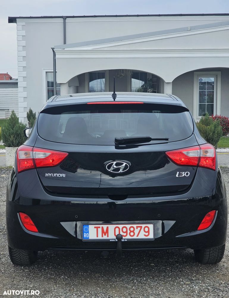 Hyundai i30 1.6 CRDI Automatik Trend - 13