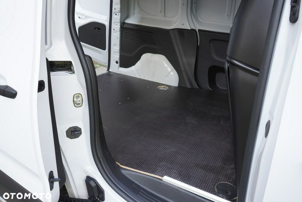 Toyota Proace City - 8