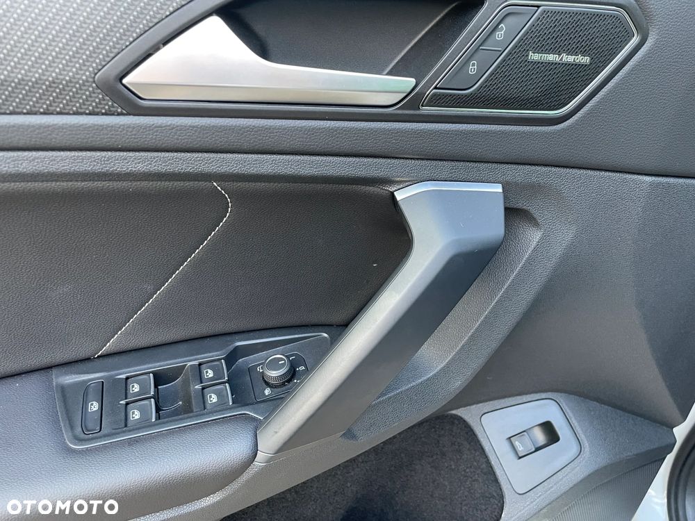 Volkswagen Tiguan 2,0 TSI OPF 4Motion DSG R-Line - 24