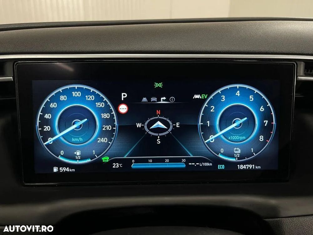 Hyundai Tucson 1.6 T-GDi HEV 2WD Advantage - 31