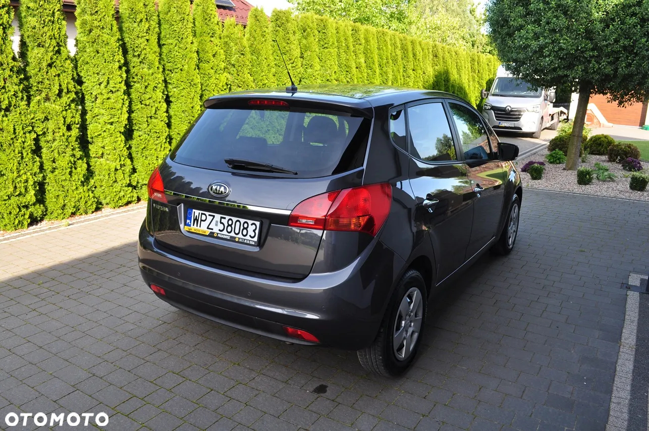Kia Venga - 13