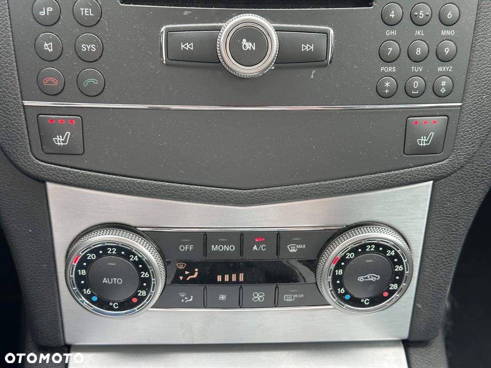 Mercedes-Benz Klasa C 180 Kompressor Avantgarde - 37