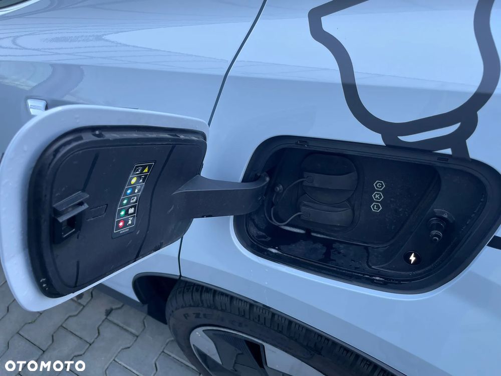 Volvo EX30 69kWh Twin Motor Plus - 13