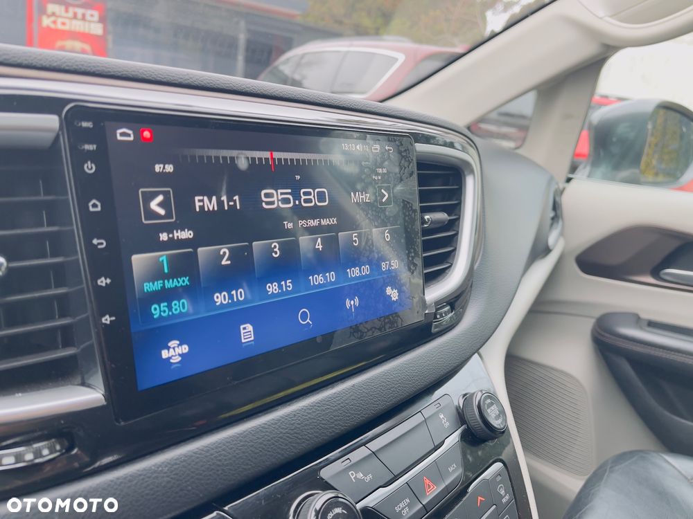 Chrysler Pacifica - 8