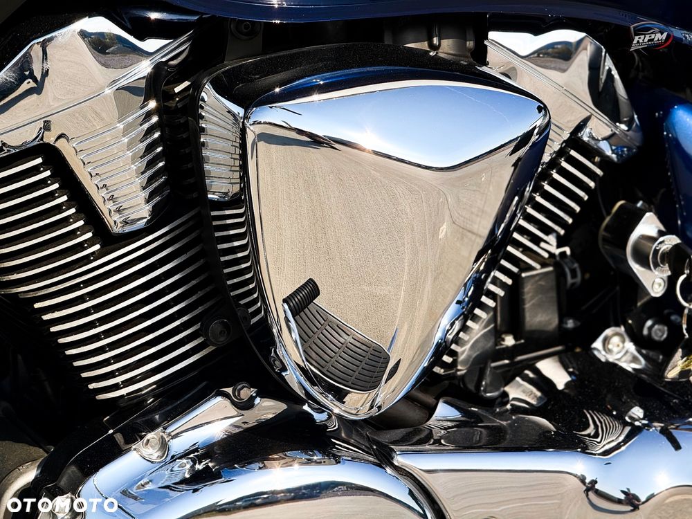 Suzuki Boulevard - 36