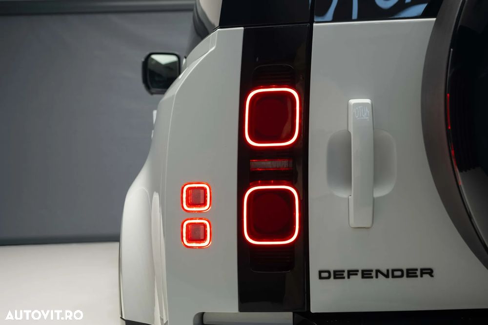 Land Rover Defender 90 3.0 D250 MHEV SE - 9