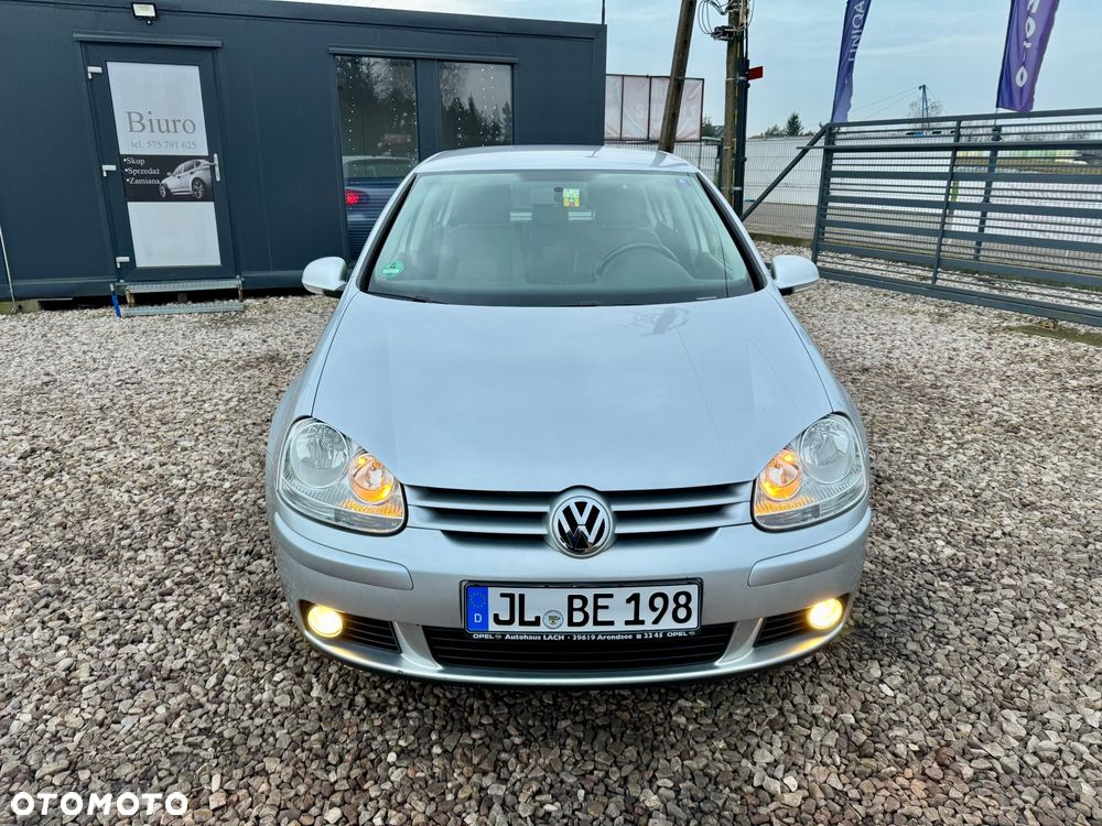 Volkswagen Golf - 16