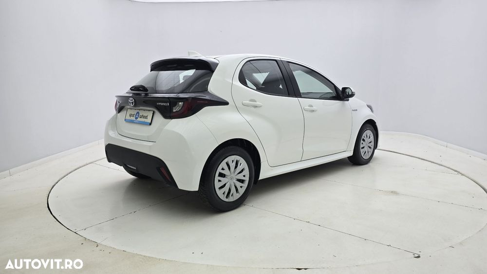 Toyota Yaris - 6