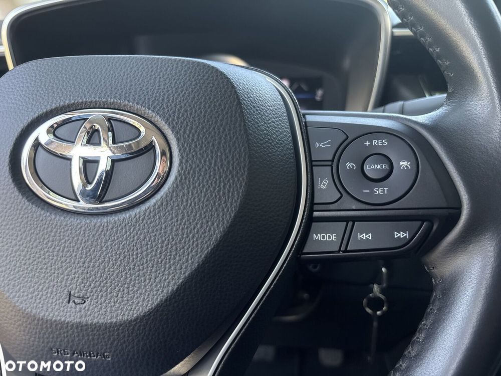 Toyota Corolla - 23