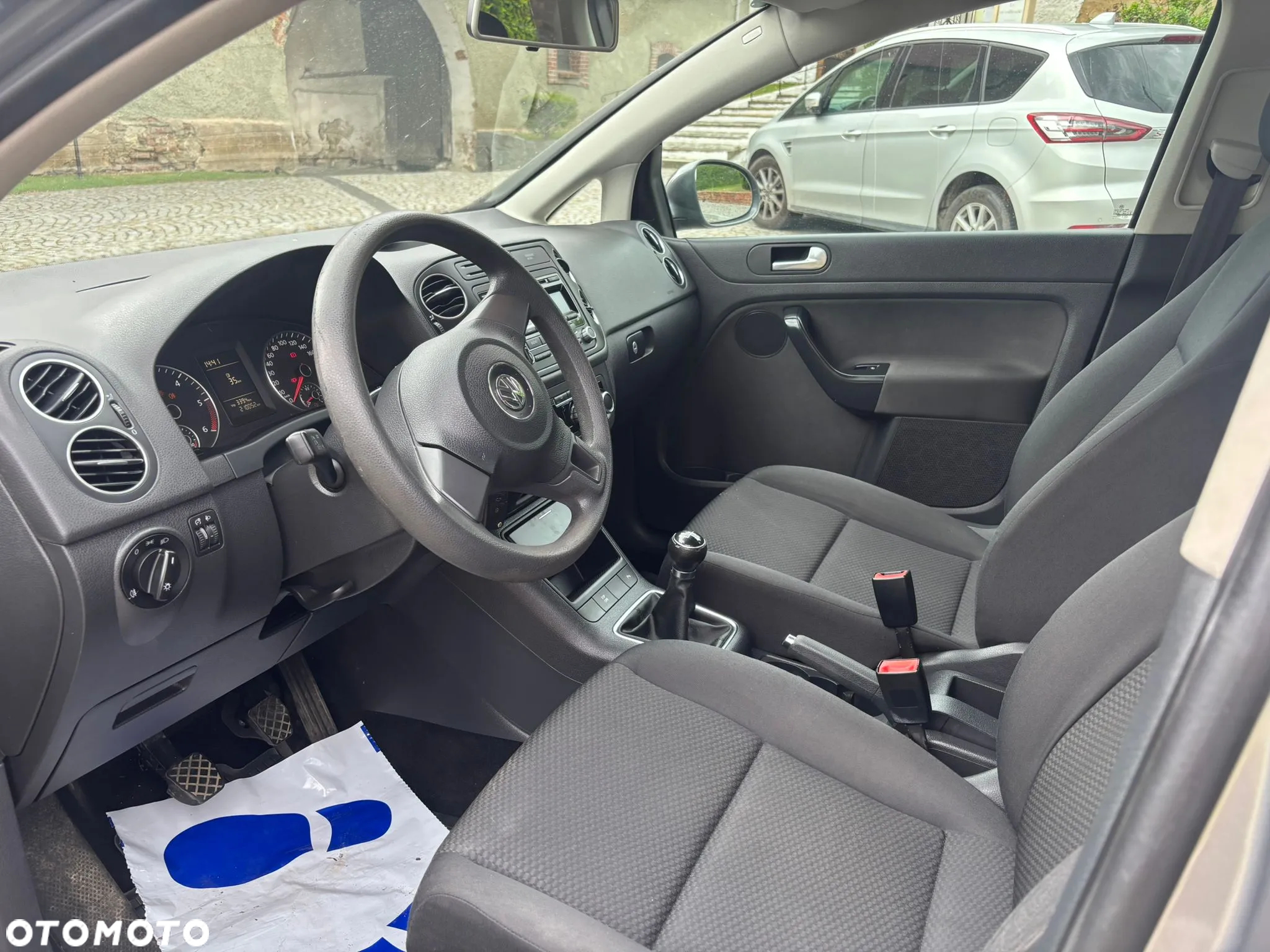 Volkswagen Golf Plus 1.6 TDI Comfortline - 7