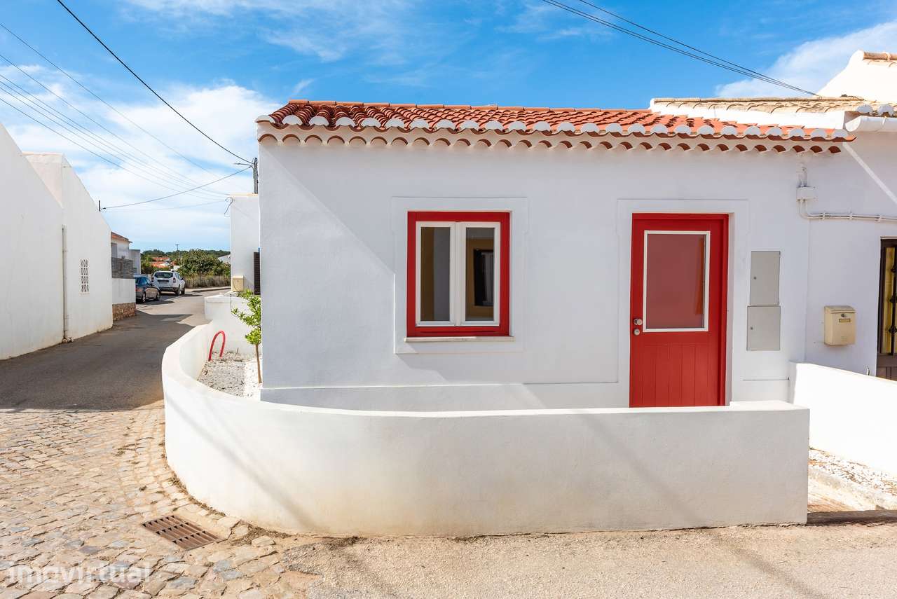 Casa tradicional lindamente renovada no coração de Sagres - Grande imagem: 4/29