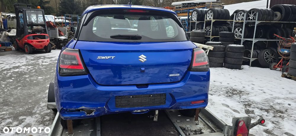 Suzuki Swift 1.2 Dualjet Hybrid MT Comfort - 3