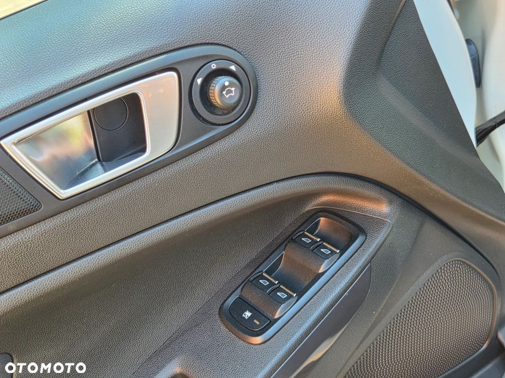 Ford EcoSport 1.0 EcoBoost TREND - 31