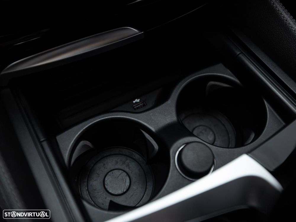 BMW 620 Gran Turismo d Line Luxury - 24