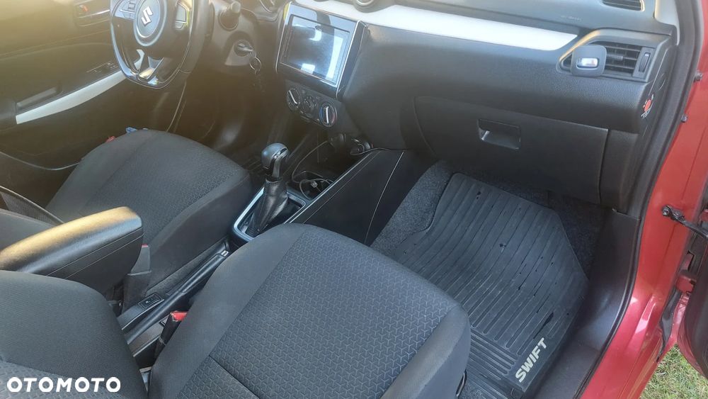 Suzuki Swift - 6