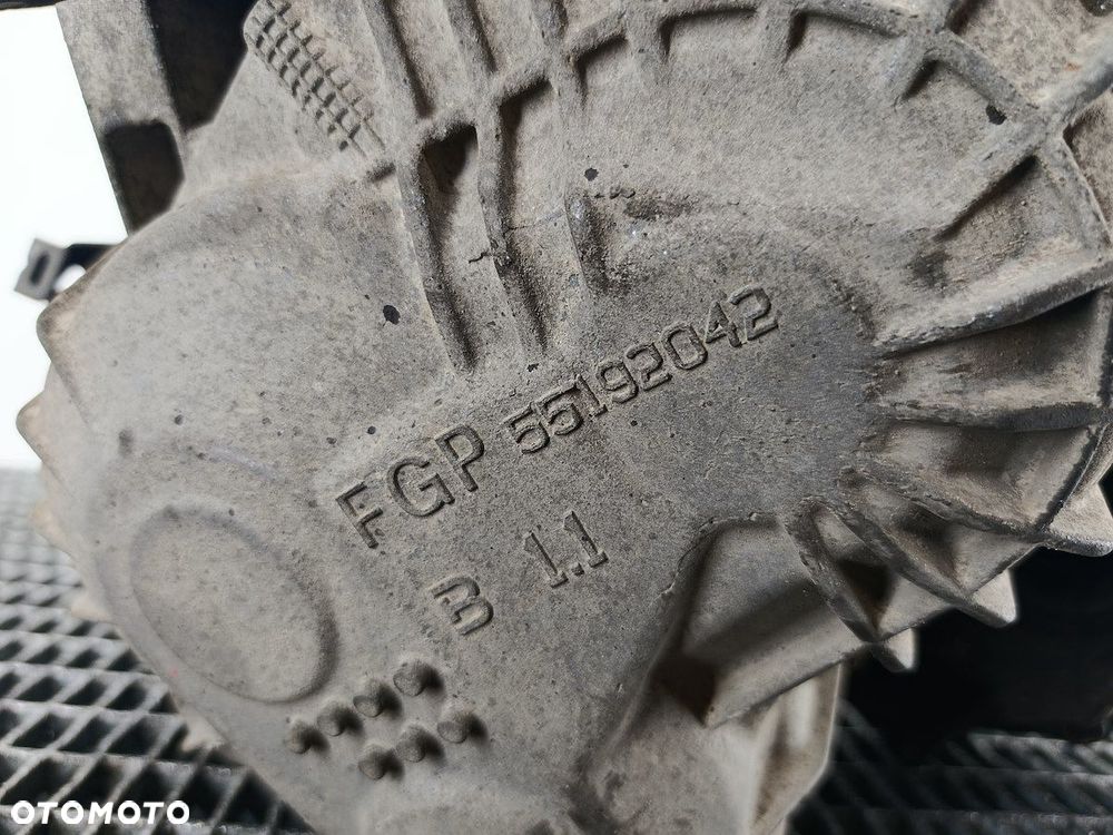 SKRZYNIA BIEGÓW MANUALNA 6 OPEL ASTRA H M32  55192042 1.7 CDTI - 6
