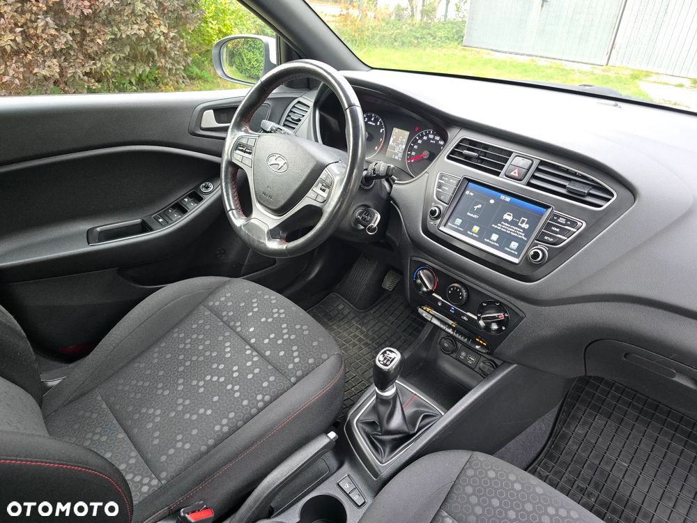 Hyundai i20 1.2 Comfort - 9