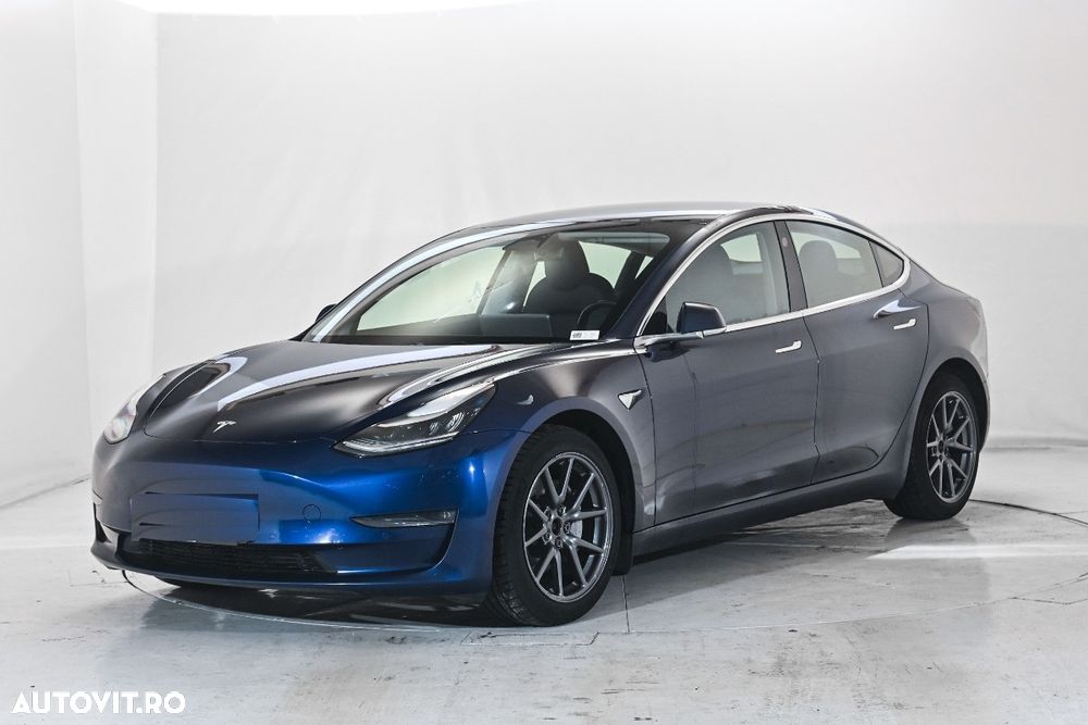 Tesla Model 3 Langstreckenbatterie Allradantrieb Dual Motor - 1