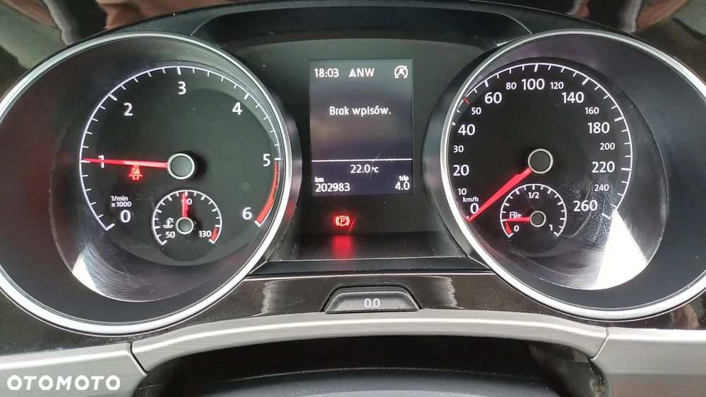 Volkswagen Touran 1.6 TDI BMT Trendline - 18