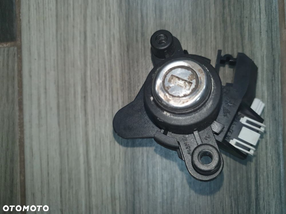 Bmw Z4 E85 Wkładka zamka klapy tył - 1