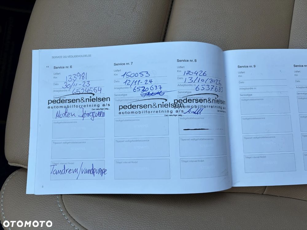 Volvo XC 40 D4 AWD Geartronic Momentum - 41