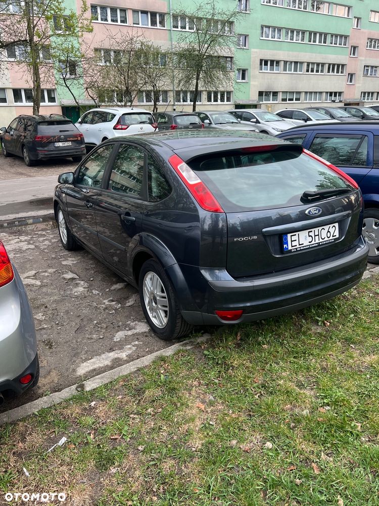 Ford Focus 1.6 Trend - 6